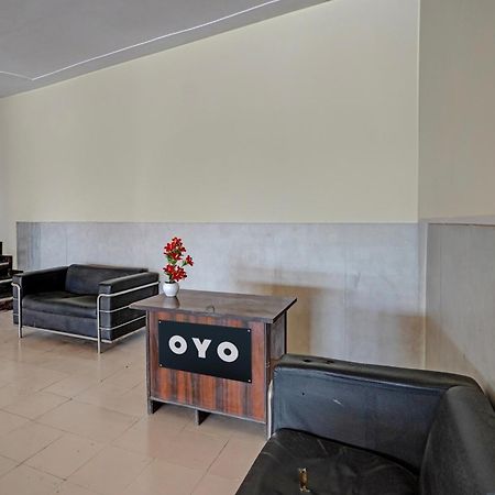 Hotel O Abhinav Hotel Noida Exteriör bild