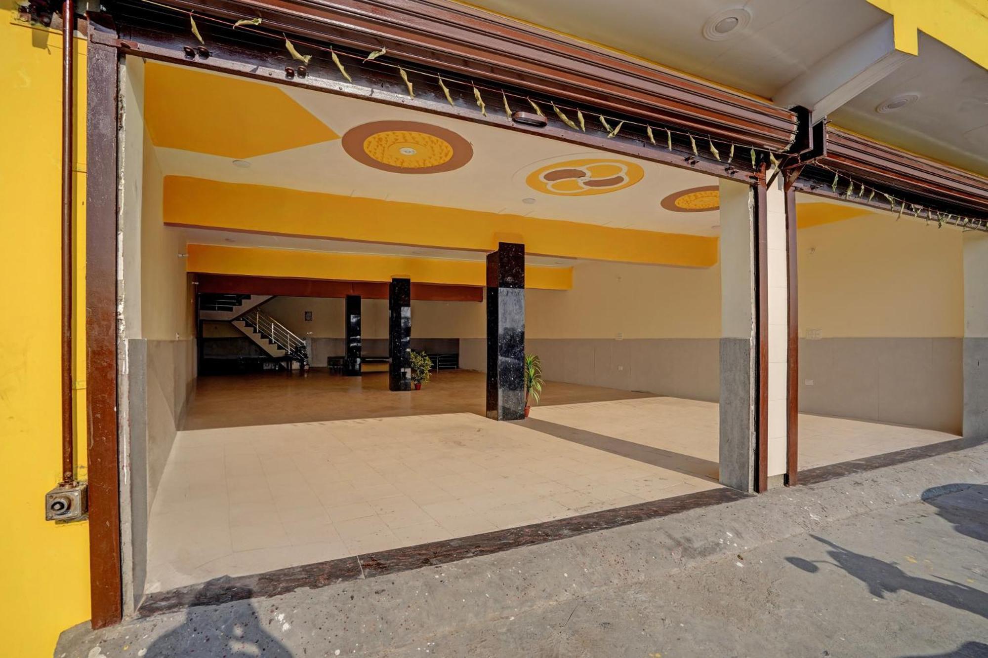 Hotel O Abhinav Hotel Noida Exteriör bild